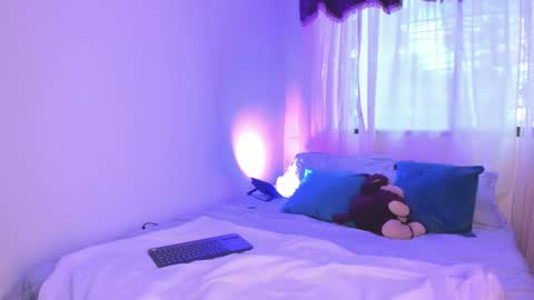   online show from October 20, 7:39 pm