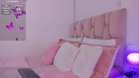 Zariana online show from February 5, 12:03 am