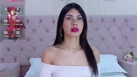 Zarina Waynne online show from July 31, 3:13 pm
