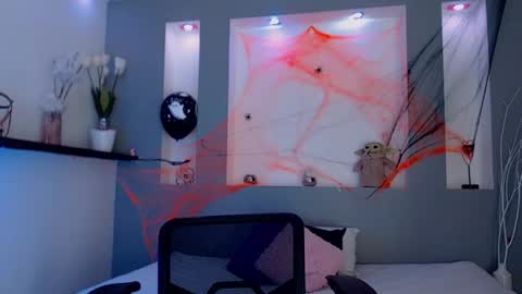 Karolyne online show from October 20, 1:47 pm