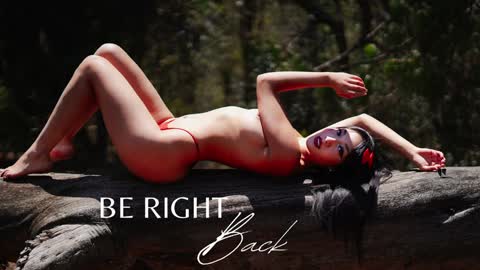 Zendaya online show from January 30, 6:35 am