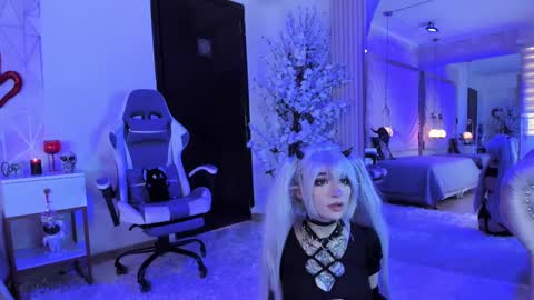    online show from February 23, 2:07 pm