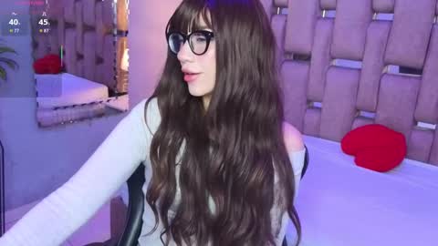 Zhara  online show from January 18, 12:45 pm