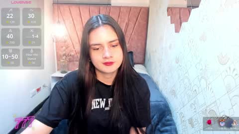 ZOE TAYLOR online show from March 30, 11:54 am