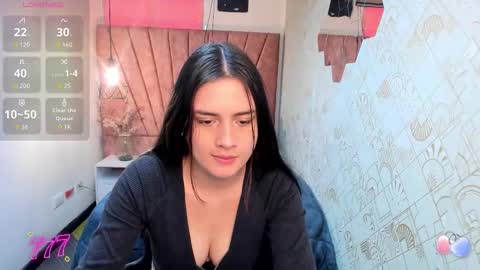 ZOE TAYLOR online show from March 13, 1:12 pm