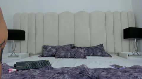 Zoe Banx online show from March 6, 7:58 am