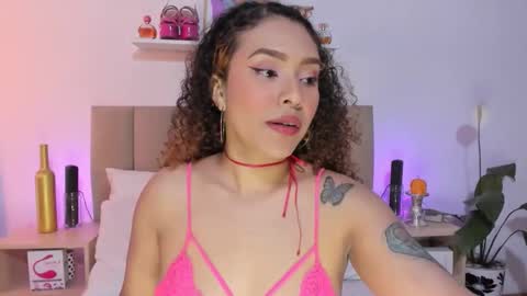 Zoe Gruber online show from January 16, 1:12 am