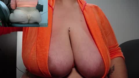 zoe hotxxx online show from October 3, 1:00 am