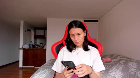 ZOE online show from September 8, 8:41 pm