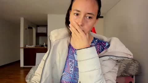 ZOE online show from December 17, 10:36 pm