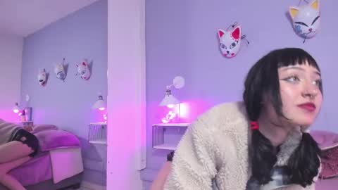 Zoe Lynch online show from September 29, 2:33 pm