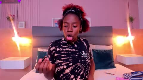 Zoe Novakk  online show from October 3, 10:59 pm