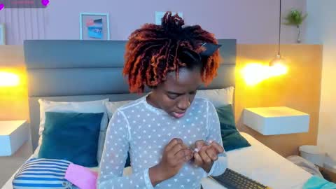 Zoe Novakk  online show from October 1, 3:06 pm