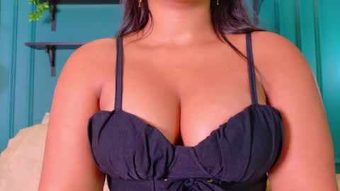 Zoe online show from April 17, 11:56 am