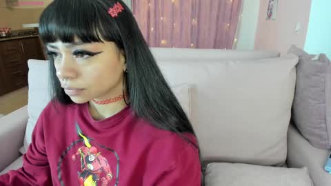 zoe_sullivan_ online show from January 6, 9:30 am