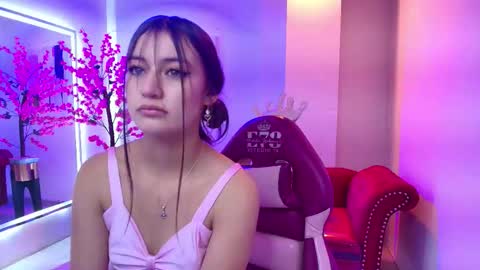 Zoe online show from February 2, 11:53 am