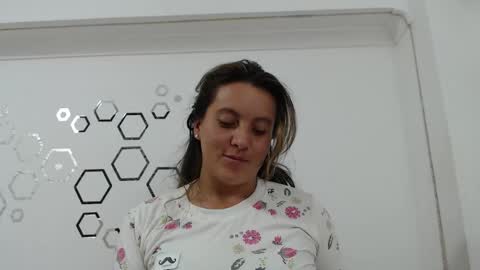 Carolina online show from October 2, 9:53 pm