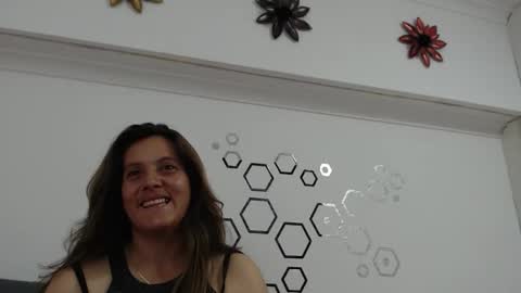 Carolina online show from November 12, 10:19 pm