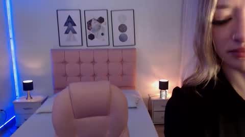 zoe online show from November 25, 2:58 am