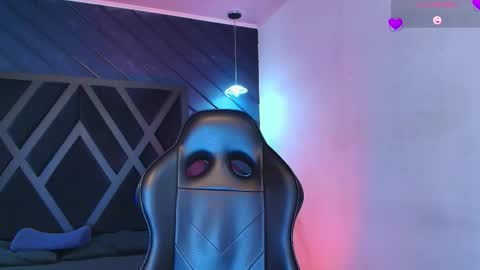 Zoe 3 online show from March 27, 5:46 pm