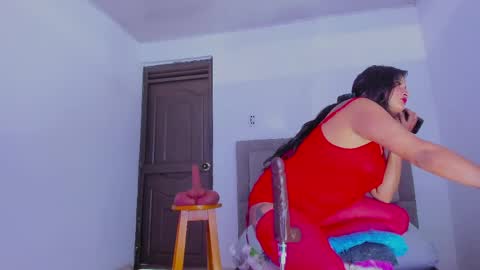 Yesenia online show from March 31, 5:57 pm