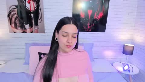 ZOE  online show from October 19, 4:42 pm