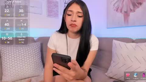 Zoey  online show from June 17, 1:34 pm