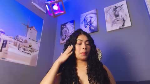 Zoey online show from March 3, 2:23 pm