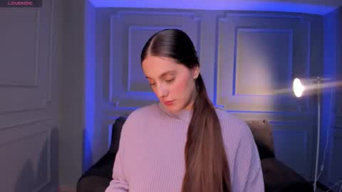 Zoey Walker online show from October 31, 12:09 pm