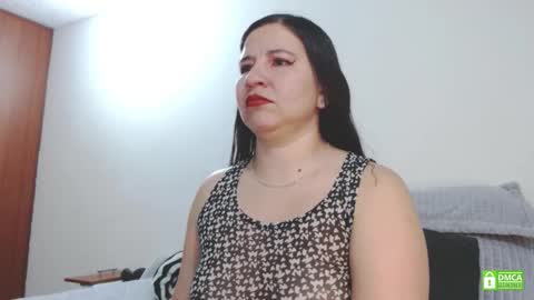 zohe online show from October 6, 8:31 am