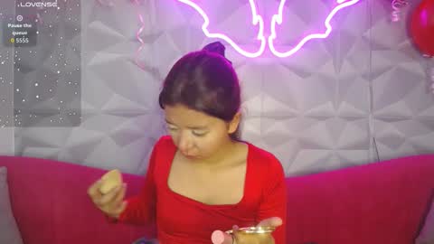 Zoe online show from February 13, 1:35 pm