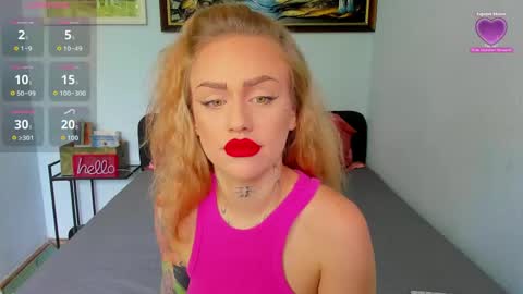 Mia online show from June 1, 9:55 am