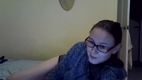 Zyuhre online show from October 5, 7:08 pm