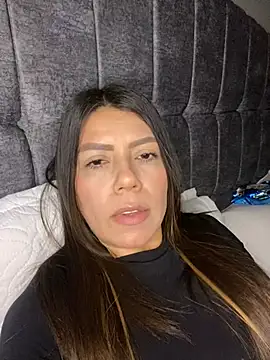 martina contreras online show from March 9, 4:15 am