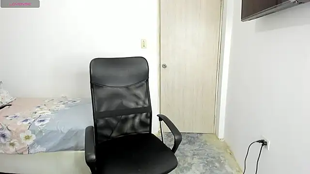 tracycum online show from November 22, 10:45 pm