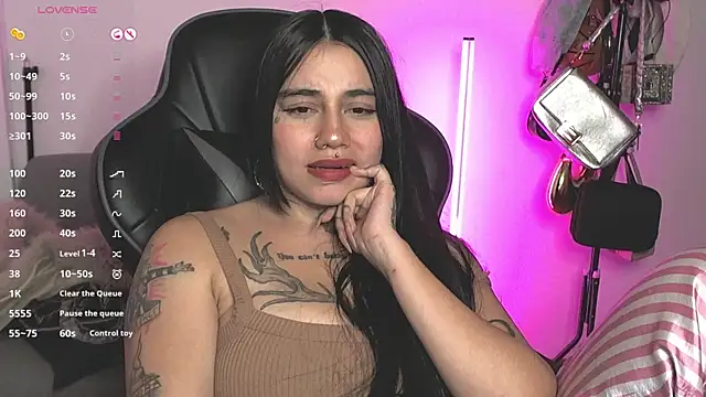 val bardot online show from October 15, 8:06 am