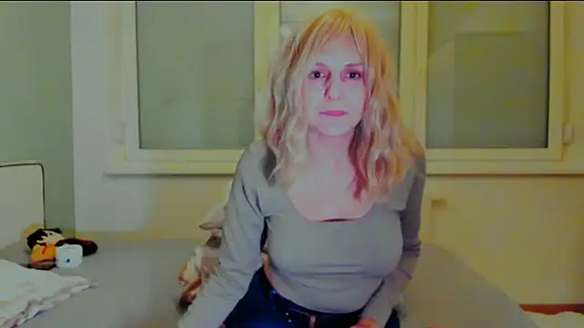 LaurenSommer online show from November 27, 7:28 pm