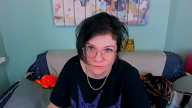 EverlyRays online show from February 22, 2:18 pm