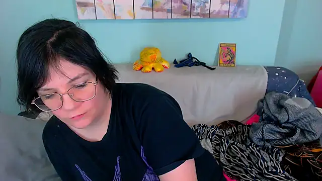 EverlyRays online show from February 10, 3:04 pm