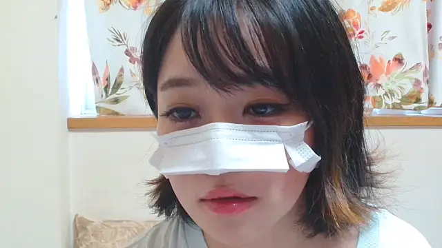 liliyRiSAcha-n online show from October 4, 6:30 am