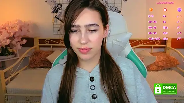  Eliizabeth  online show from March 16, 10:24 pm