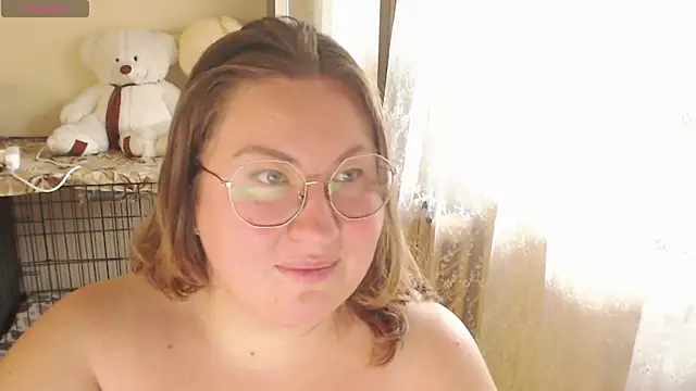 AmylleStar online show from September 28, 6:53 am