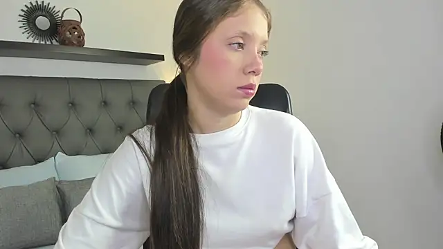 nataly rodri online show from October 5, 1:54 am