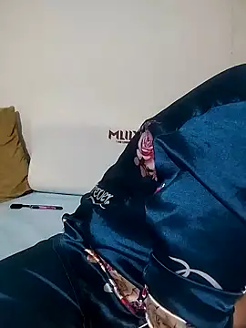 lolo890 online show from April 17, 12:13 am