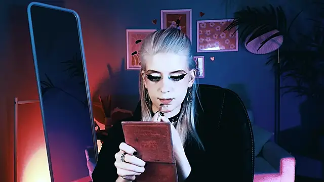 Noah ElmerX online show from October 15, 3:14 pm