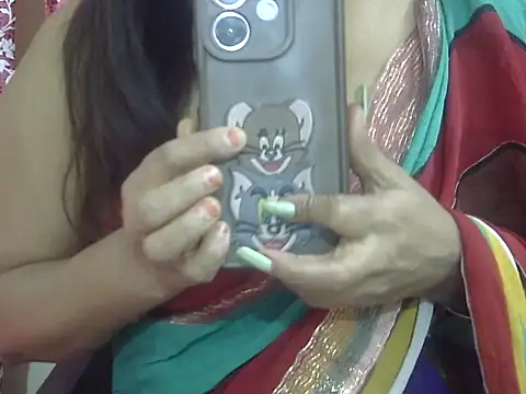 Lusty Wife1 online show from December 16, 7:31 pm