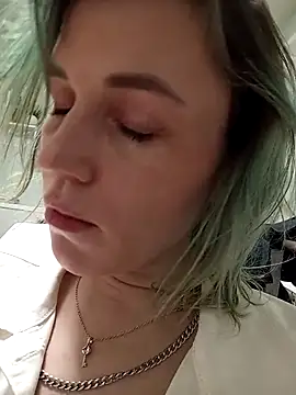 Linda Gregory online show from January 8, 10:58 pm