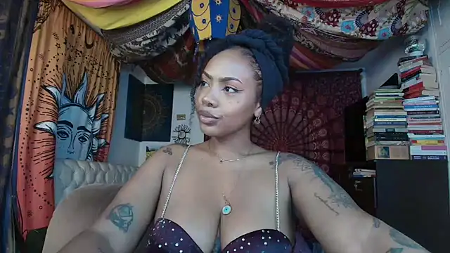 ElizaGrey  online show from May 30, 11:54 pm