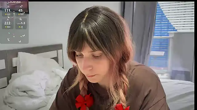 ShiroiFubuki online show from September 18, 1:42 pm