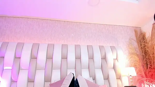 Rebeca jones online show from February 26, 12:37 pm